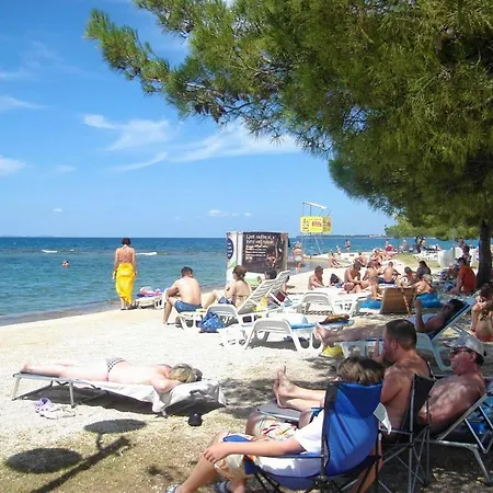 아파트 - Diklo 12854a