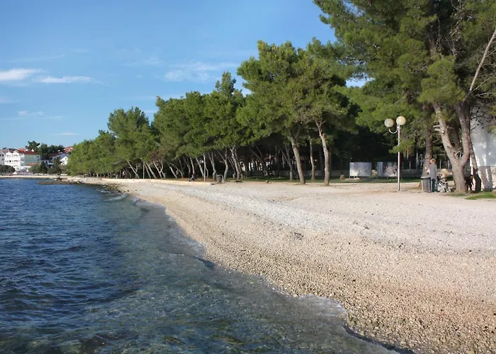 - Diklo 12854a アパート